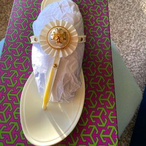 Gently used Tory Burch Melody Thong Sandal